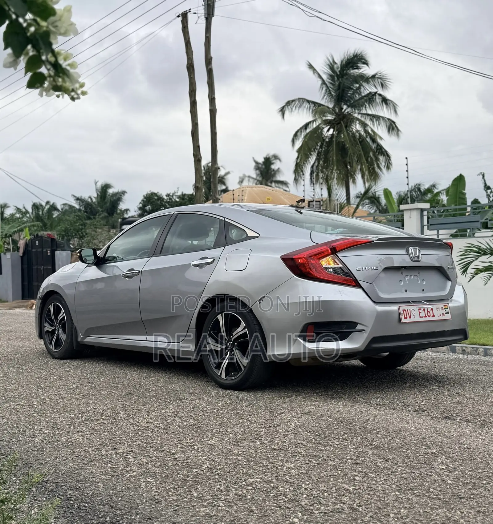 Honda Civic Touring 4dr Sedan (1.5L 4cyl) 2017 Silver