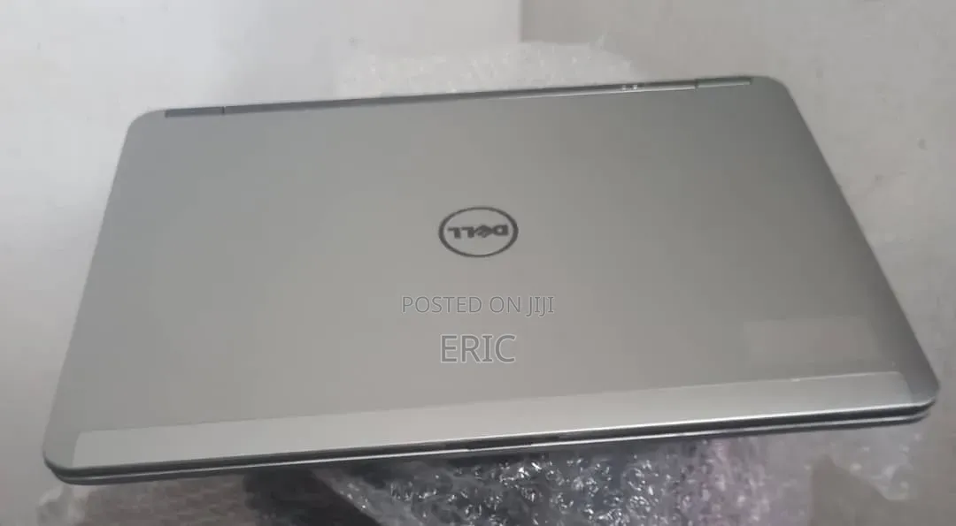 Laptop Dell Latitude E6440 4GB Intel Core i5 HDD 700GB