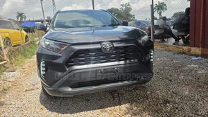 Toyota RAV4 2021 Gray