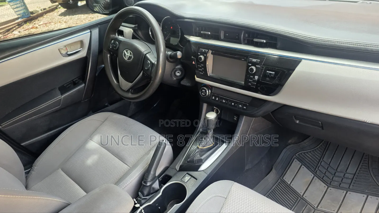 Toyota Corolla 2015 Gray