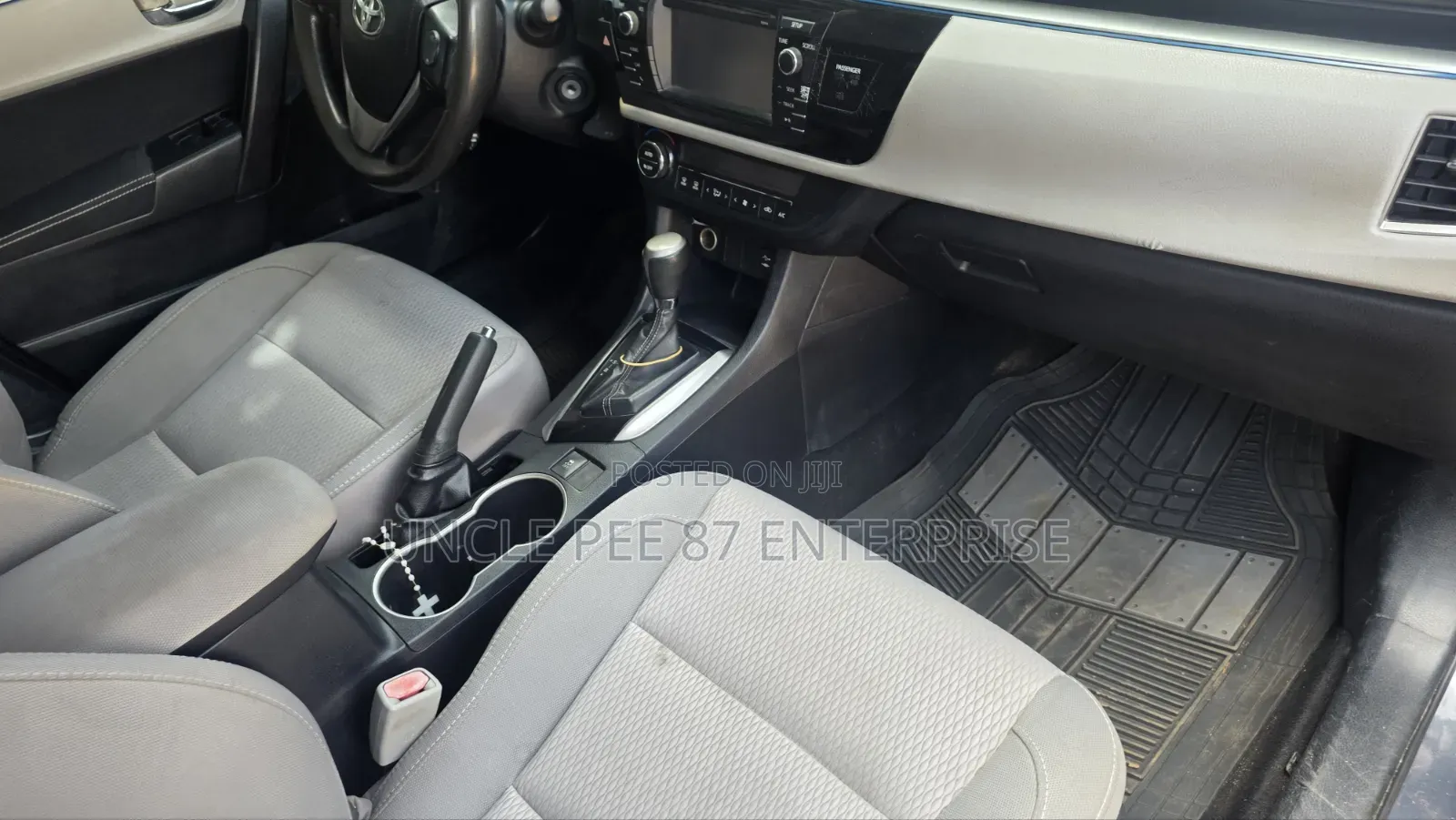 Toyota Corolla 2015 Gray