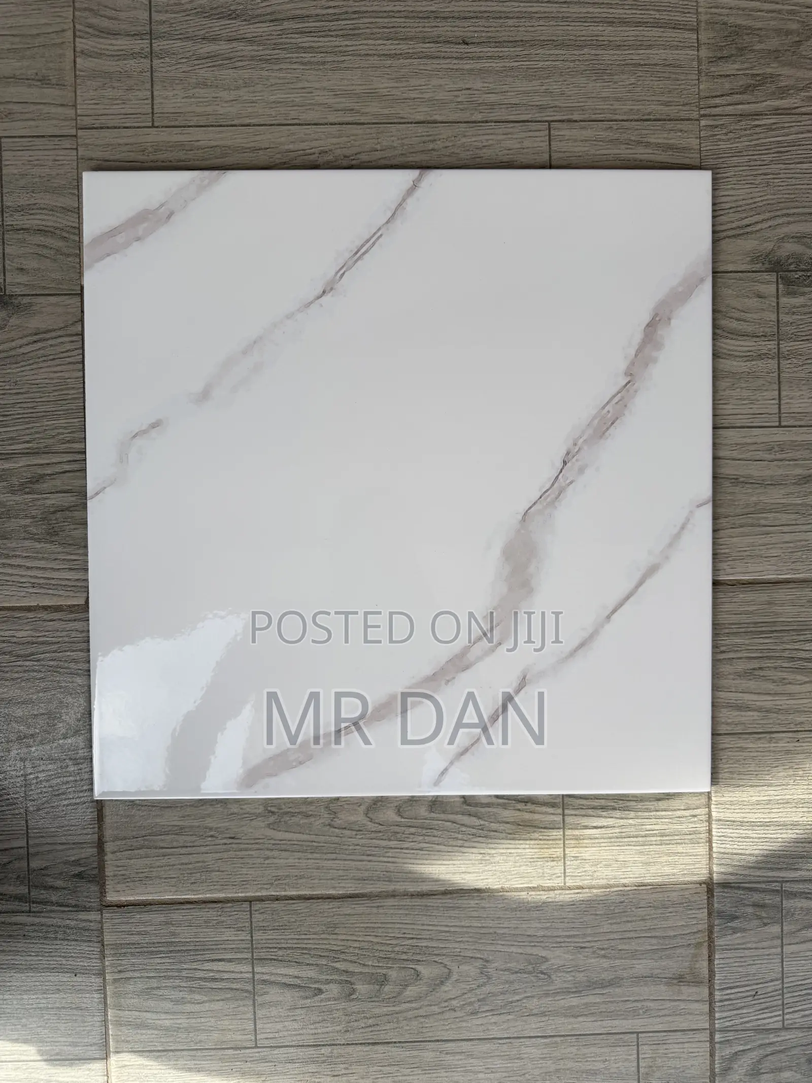 40 X 40 Polished Tiles