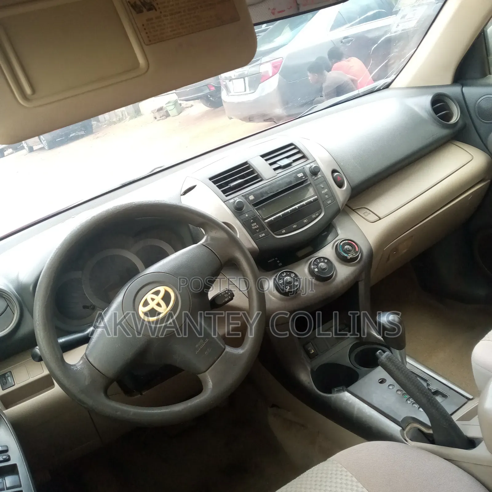 Toyota RAV4 2010 Red