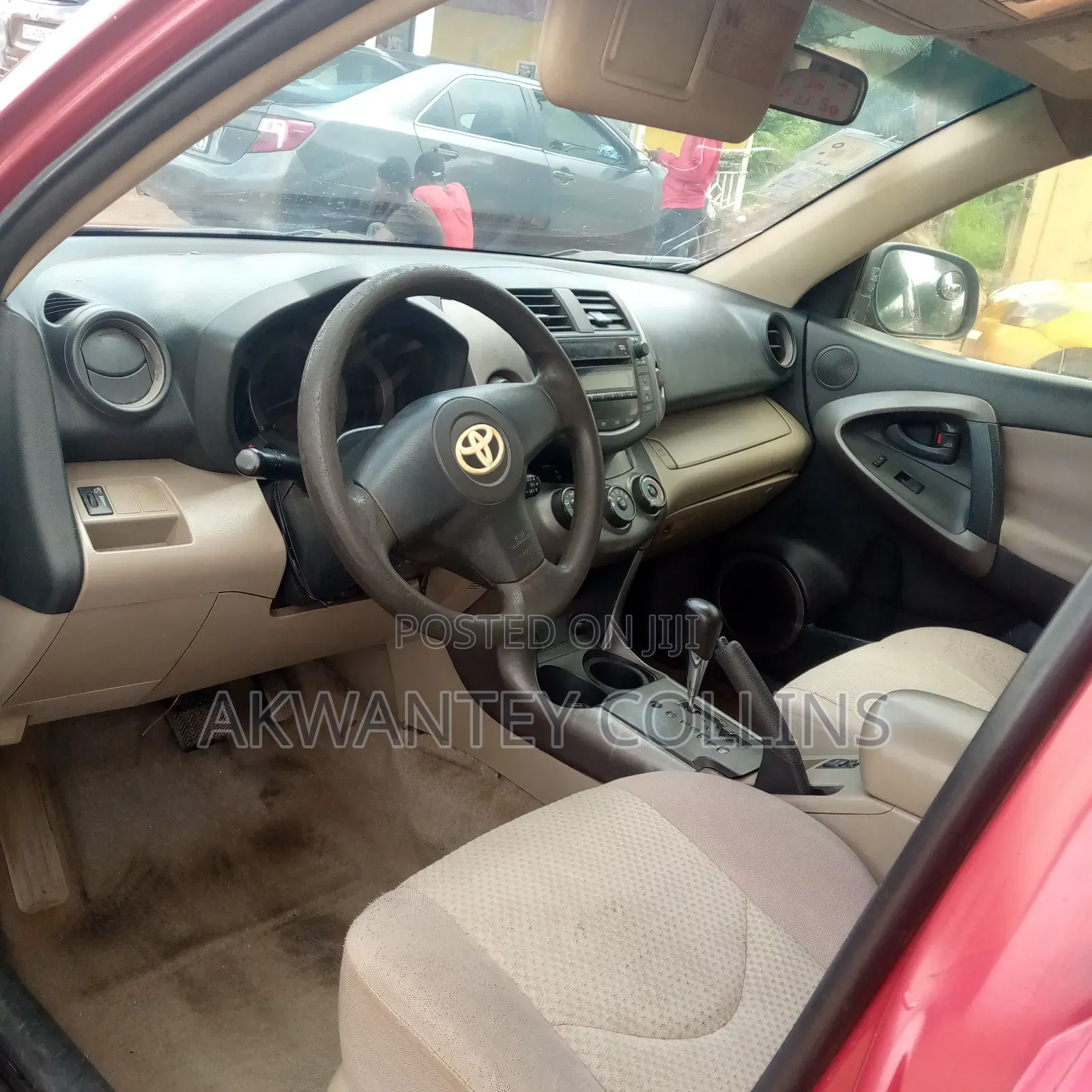 Toyota RAV4 2010 Red