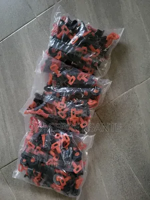 Tiles Leveling Spacers 50pcs in a Bag and Can Reusable