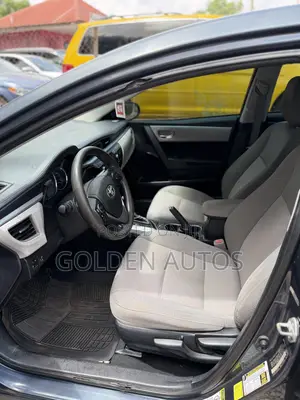 Toyota Corolla LE 4dr Sedan (1.8L 4cyl CVT) 2015 Gray