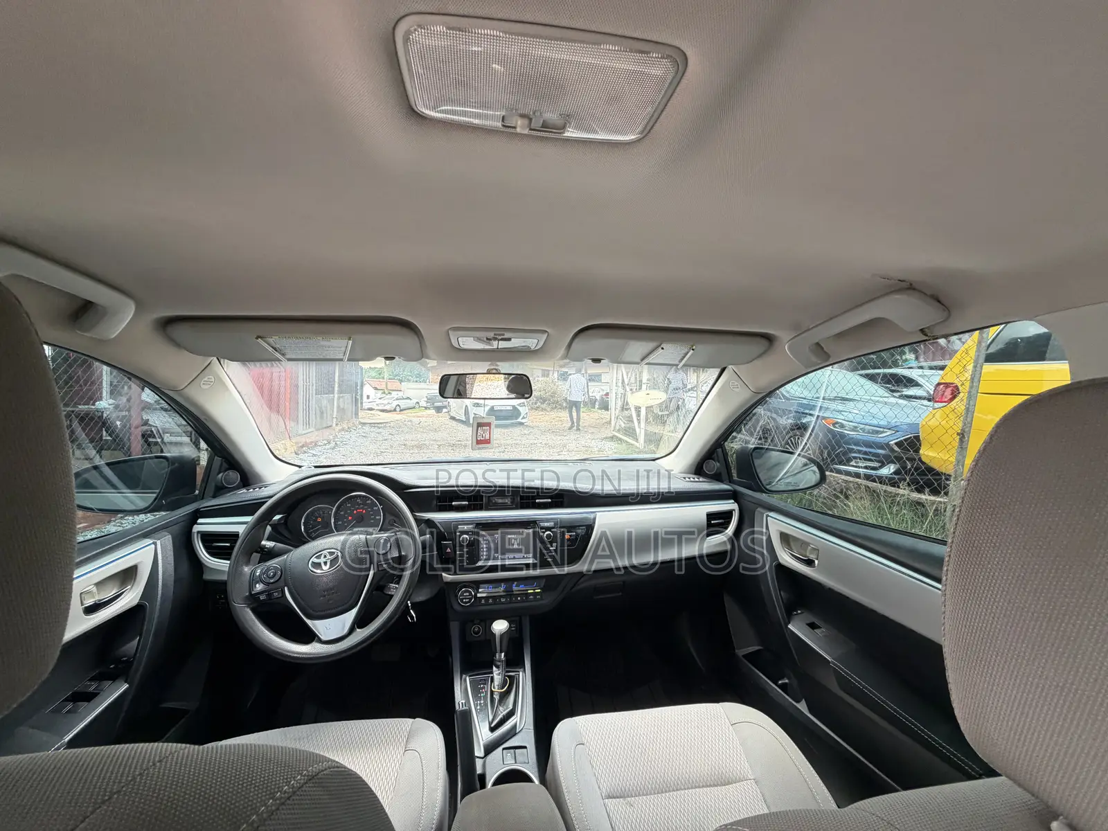 Toyota Corolla LE 4dr Sedan (1.8L 4cyl CVT) 2015 Gray
