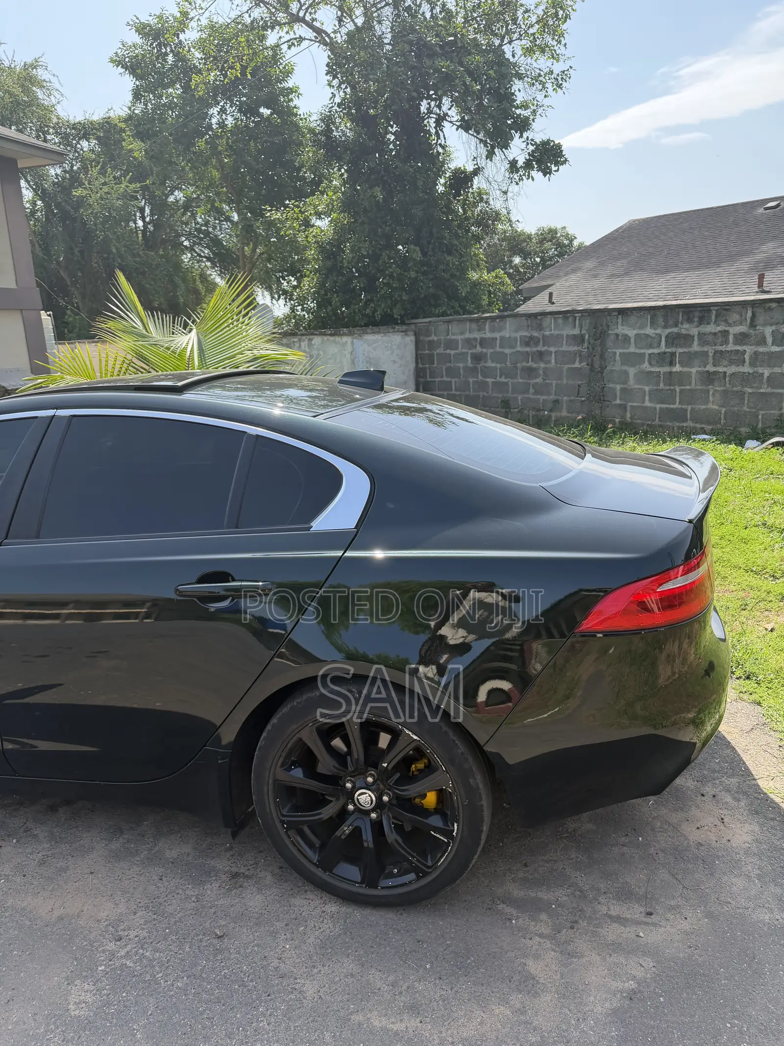 Jaguar XE 25t Premium RWD 2018 Green