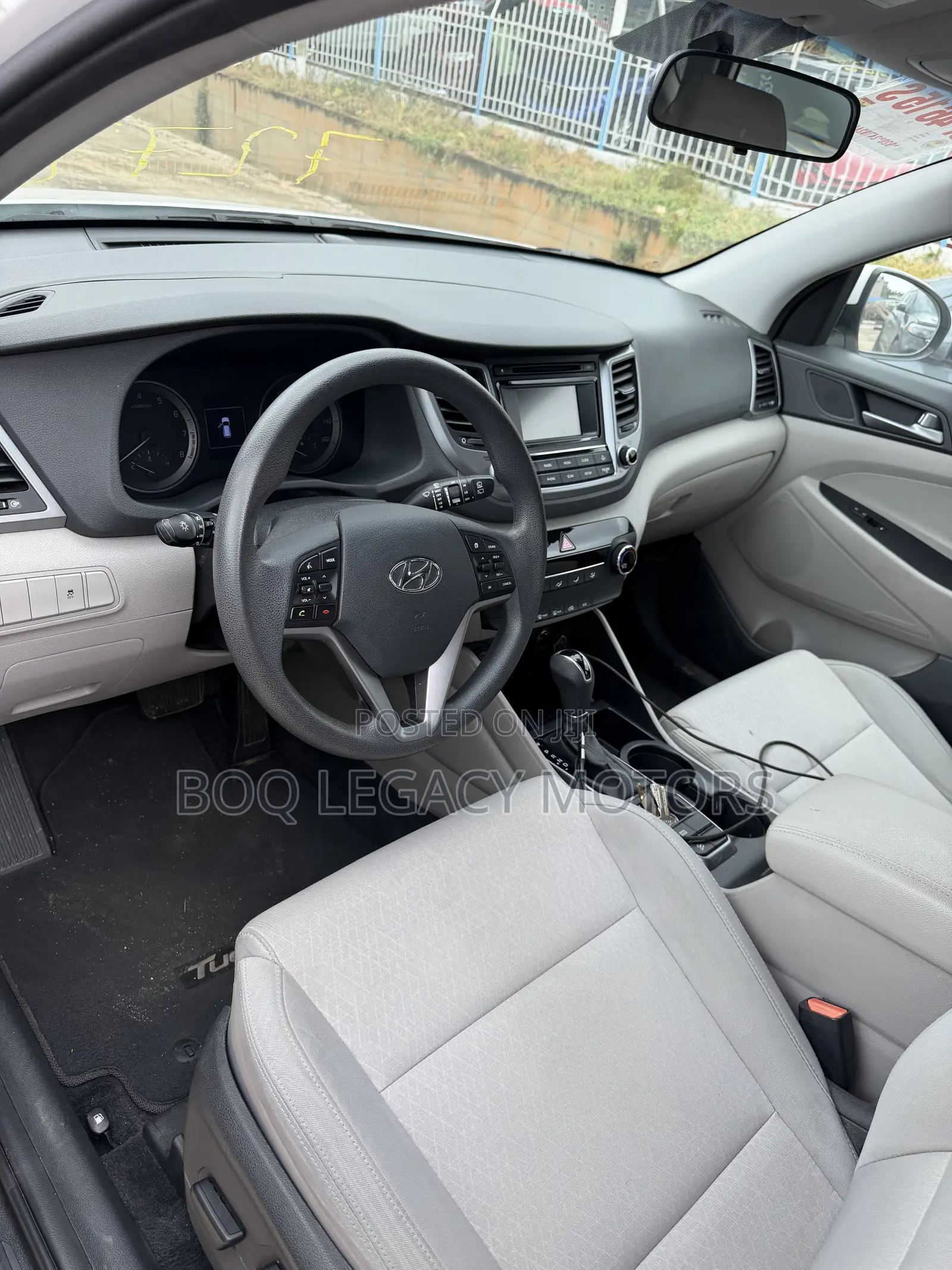 Hyundai Tucson 2017 White