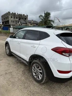 Hyundai Tucson 2017 White
