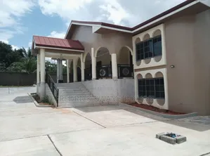 3bdrm House in Brother K Estate, Kumasi Metropolitan for rent