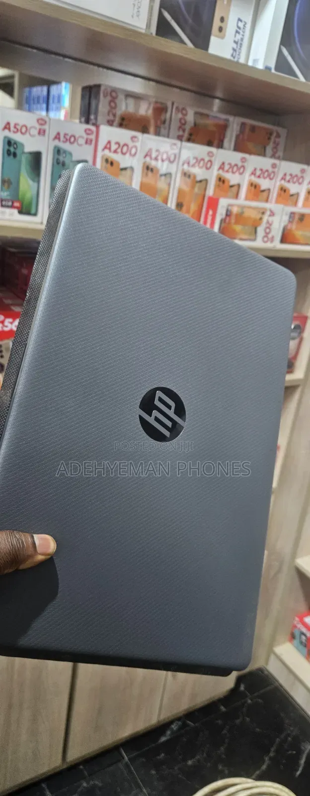 New Laptop HP 250 G10 4GB Intel SSD 256GB