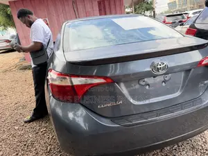 Toyota Corolla LE 4dr Sedan (1.8L 4cyl CVT) 2016 Gray