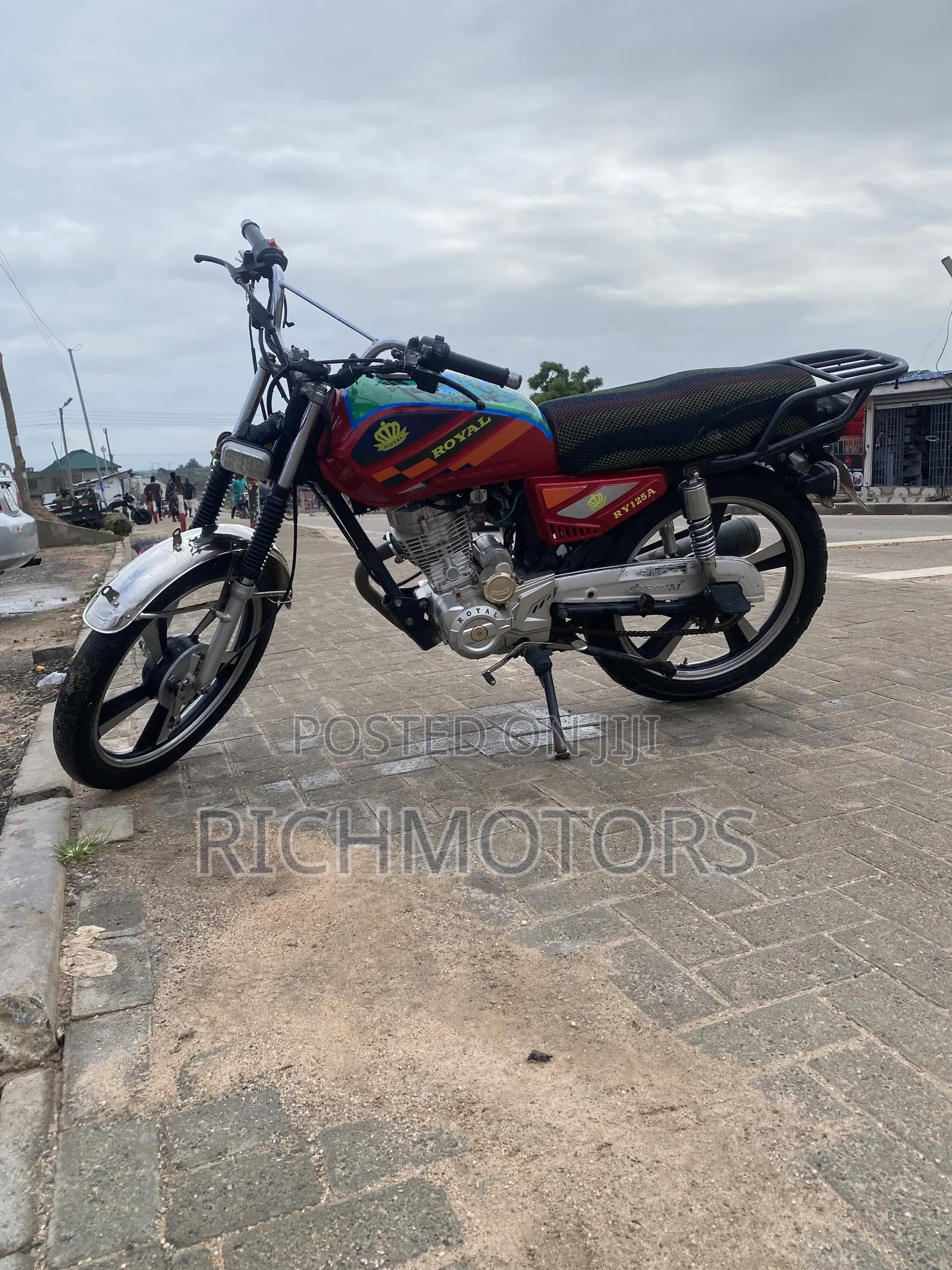 Royal RY125 2024 Red