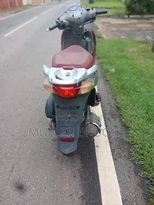 Honda 2021 Silver