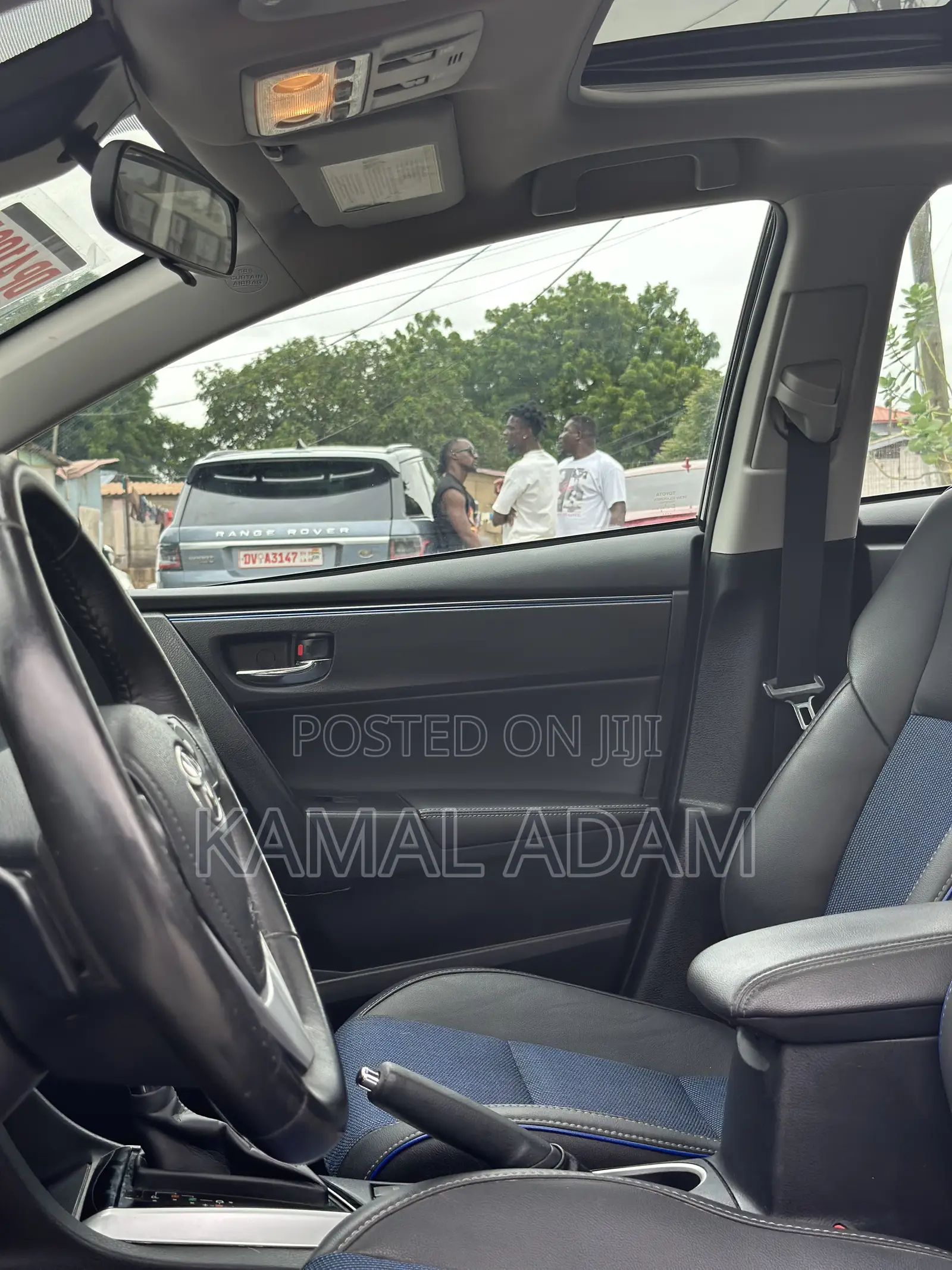 Toyota Corolla SE (1.8L 4cyl 2A) 2018 Black