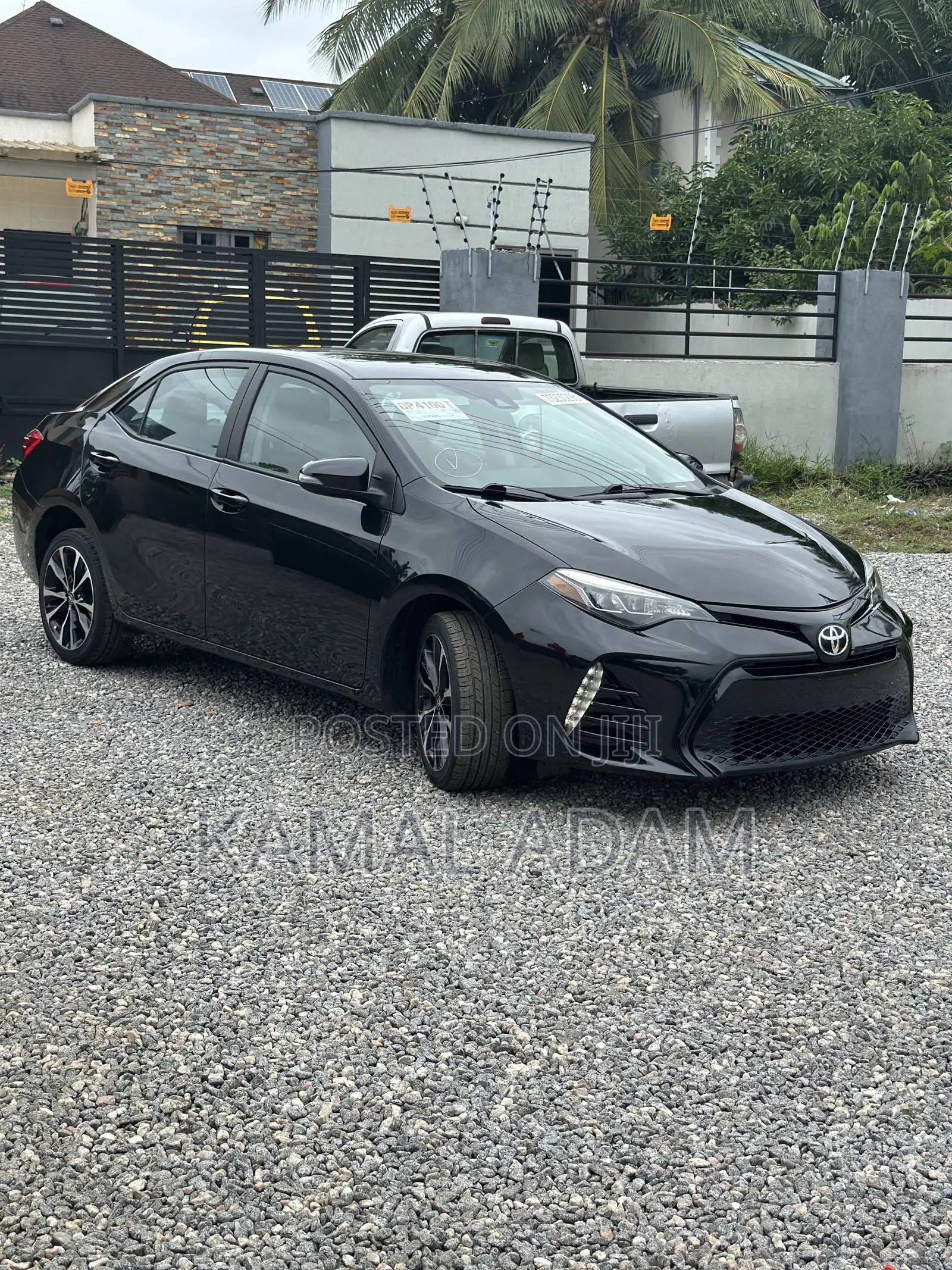 Toyota Corolla SE (1.8L 4cyl 2A) 2018 Black