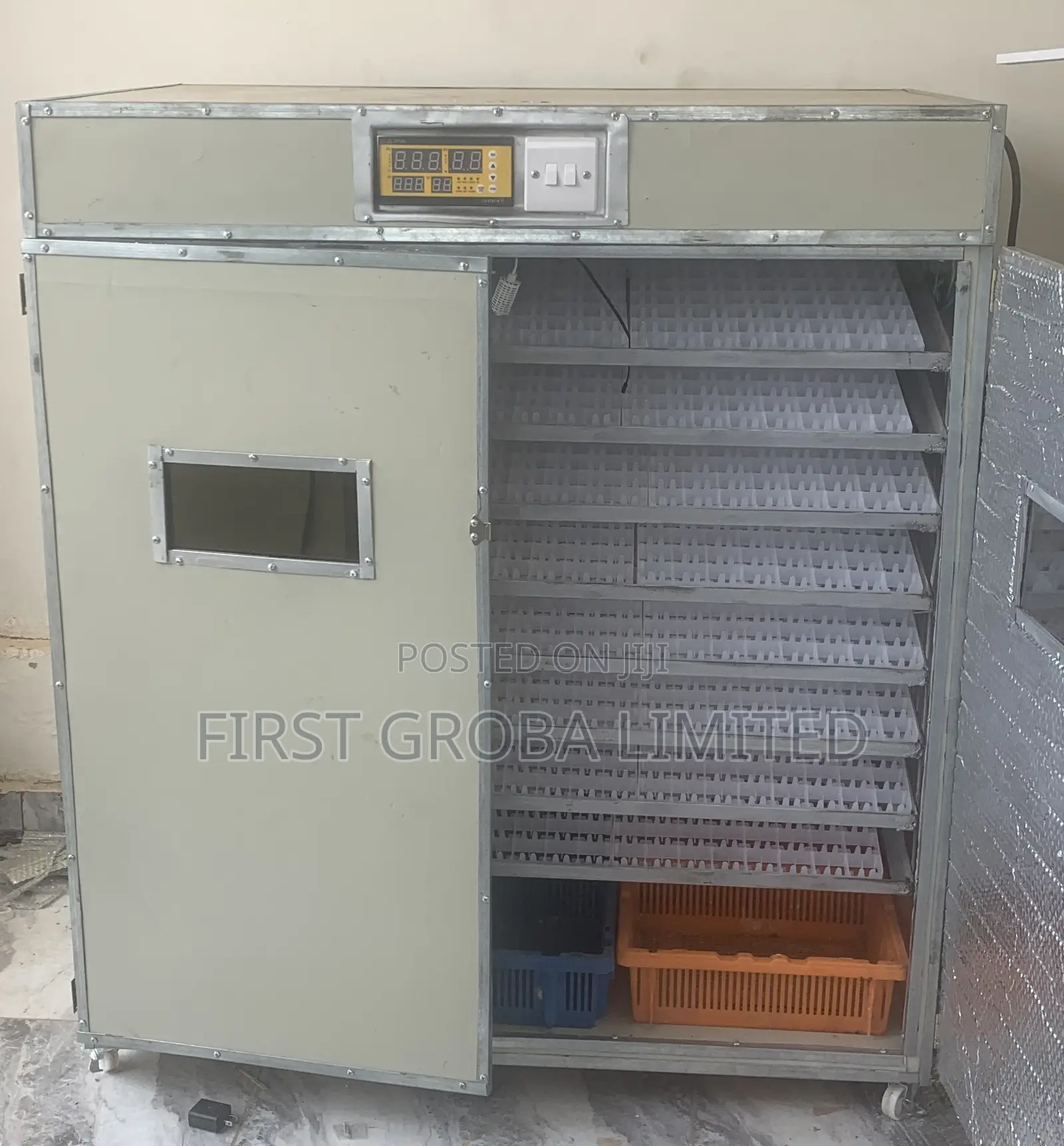 Automatic Incubator, 2112 Capacity Incubator