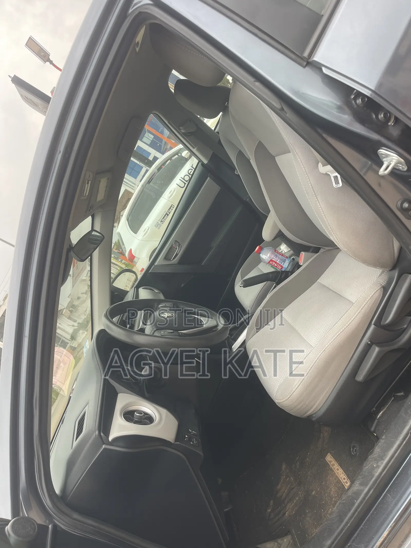 Toyota Corolla LE 4dr Sedan (1.8L 4cyl CVT) 2017 Gray
