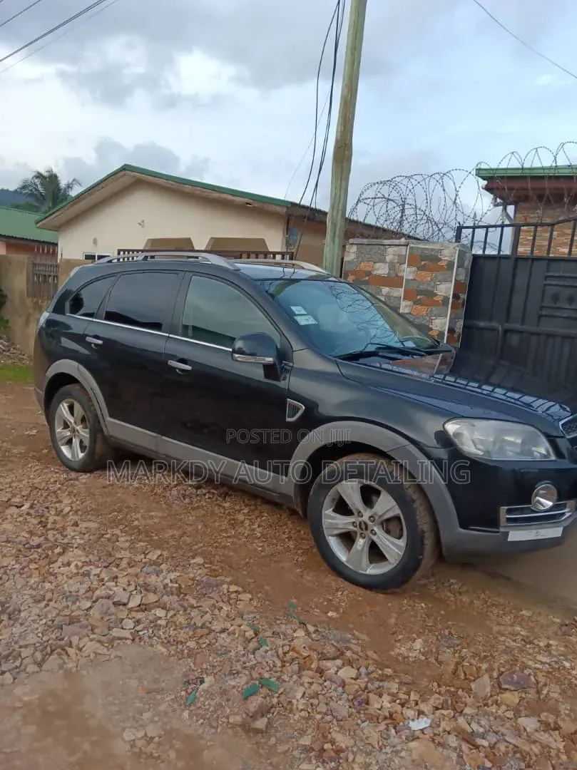 Chevrolet Captiva 2012 Blue