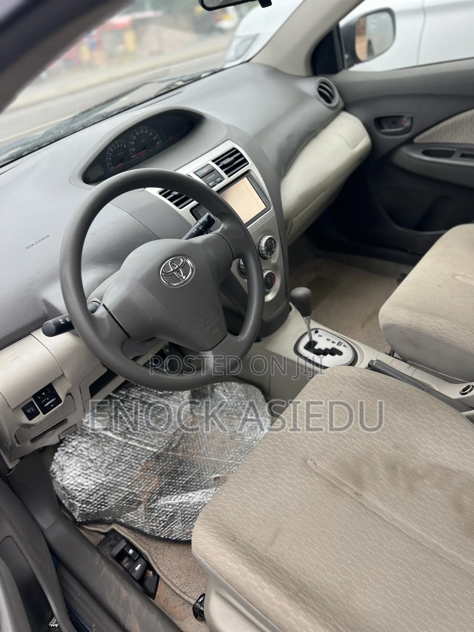 Toyota Belta 2010 Blue