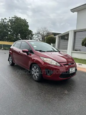 Ford Fiesta SE 4dr Hatchback (1.6L 4cyl 5M) 2014 Red