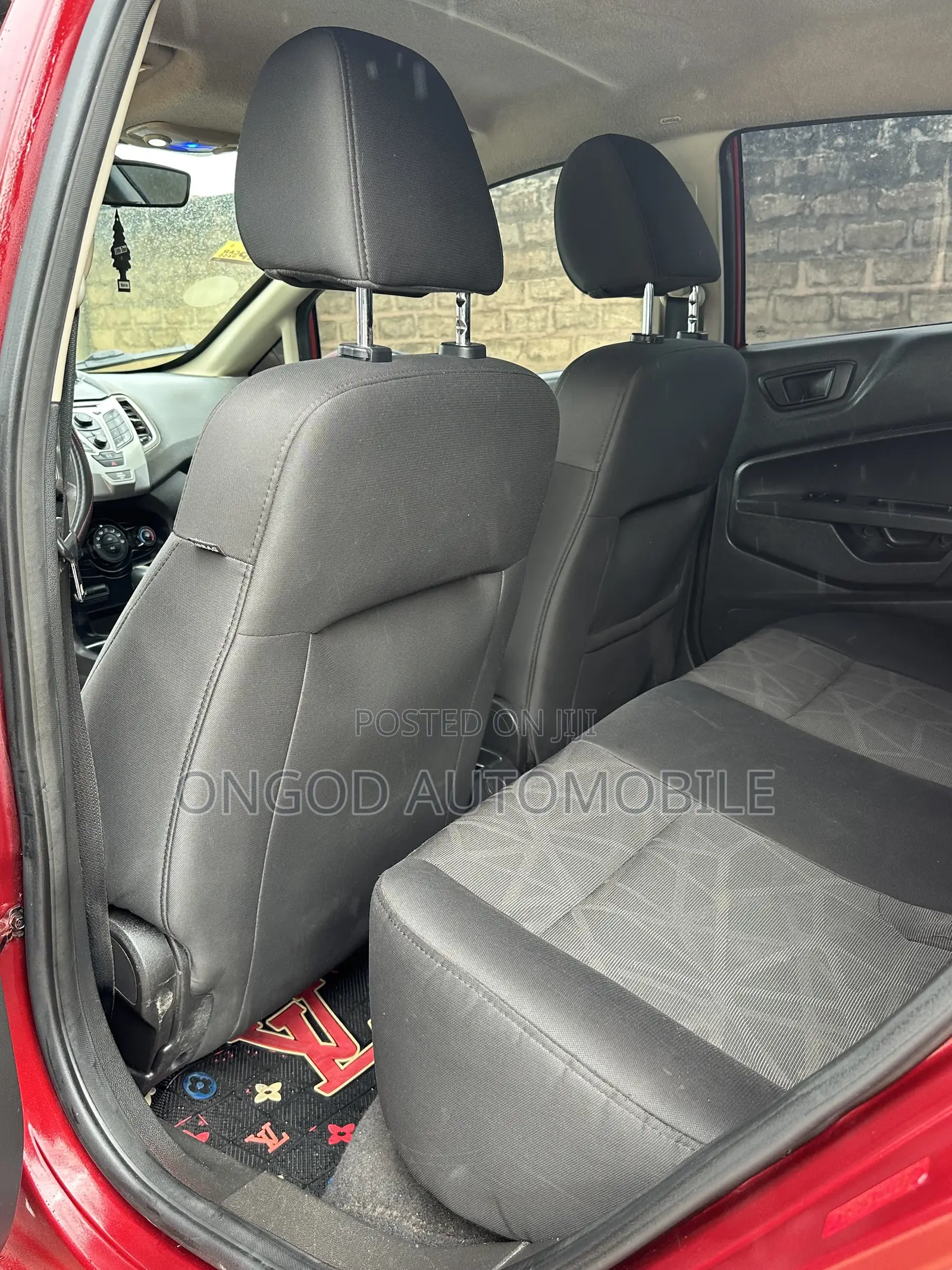 Ford Fiesta SE 4dr Hatchback (1.6L 4cyl 5M) 2014 Red