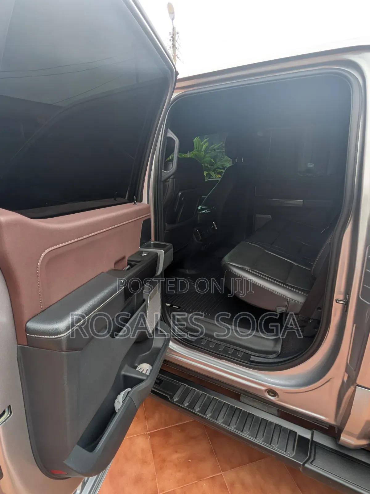 Ford F-150 2021 Gray
