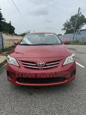 Toyota Corolla L 4dr Sedan (1.8L 4cyl 5M) 2013 Beige