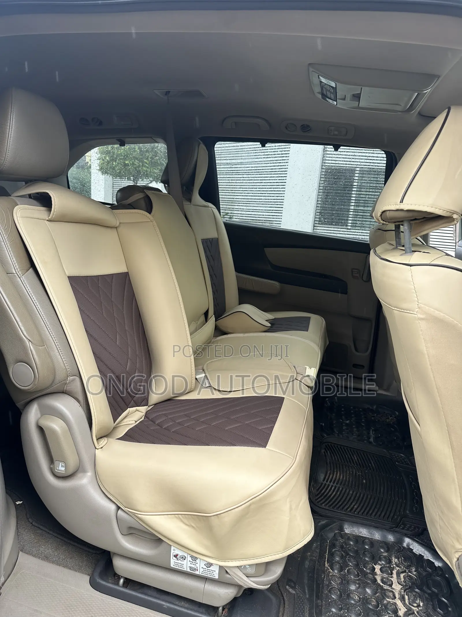 Honda Odyssey 2.4 Absolute 4WD 2012 Gold