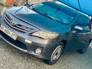 Toyota Corolla 2013 Gray
