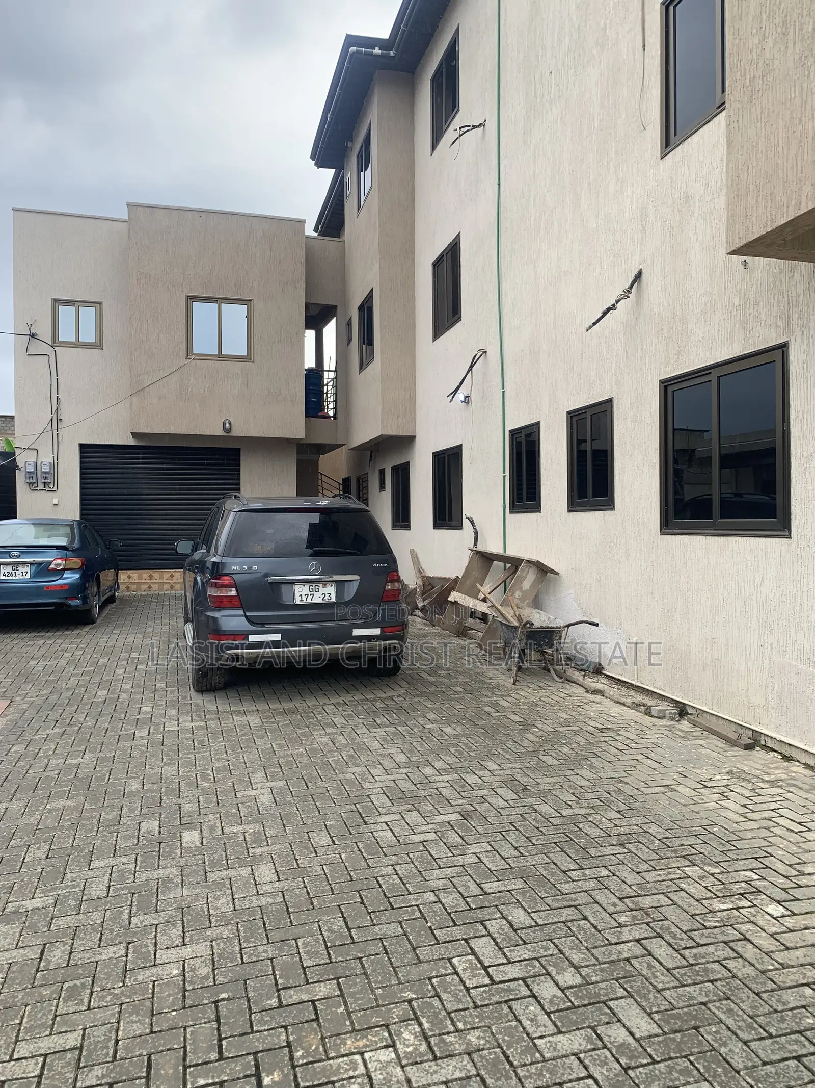 2bdrm Apartment in Lasisi And Christ, Amasaman for rent