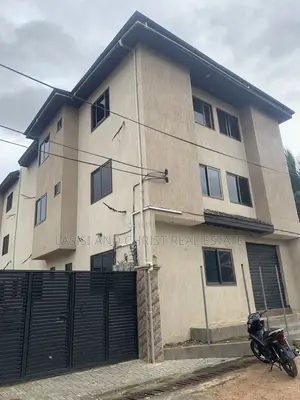 2bdrm Apartment in Lasisi And Christ, Amasaman for rent