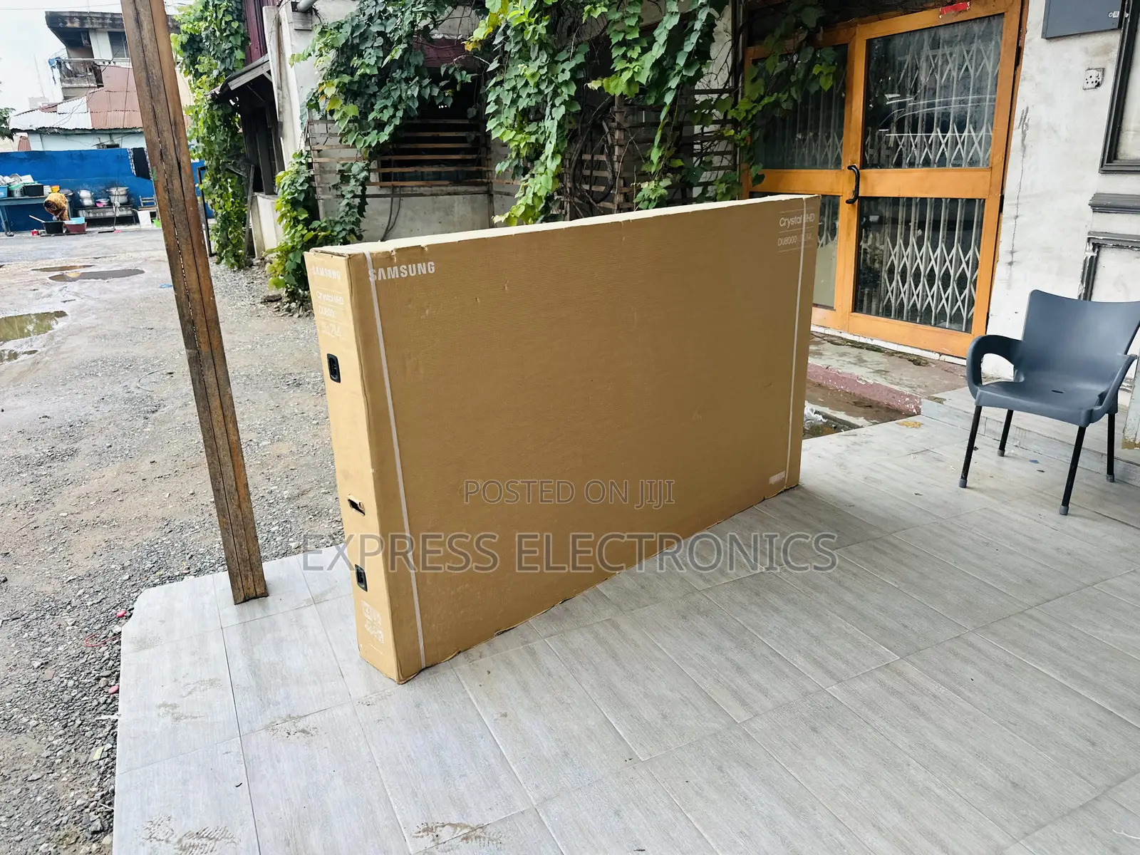 85" Crystal Uhd Du8000 Tizen Os Smart Tv (2024)