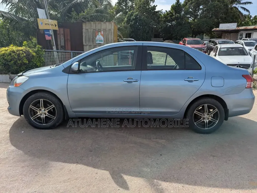 Toyota Yaris 2009 Blue