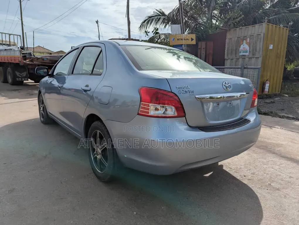 Toyota Yaris 2009 Blue