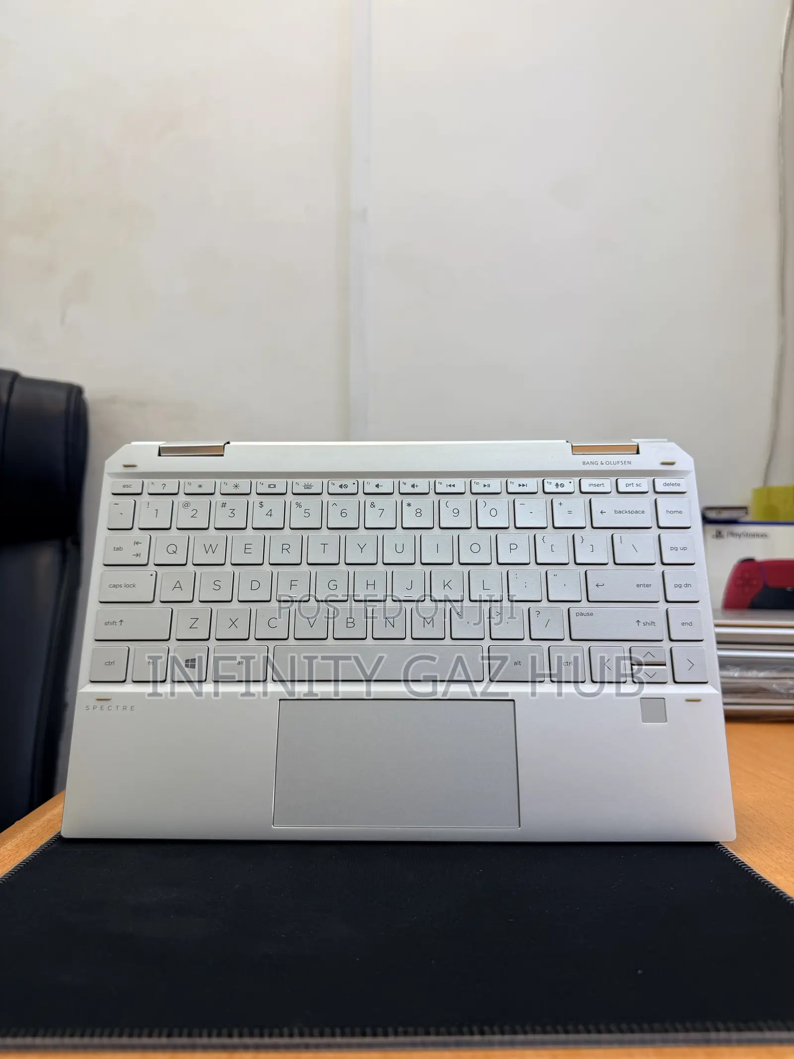 Laptop HP Spectra 13 8GB Intel Core i5 SSHD (Hybrid) 256GB
