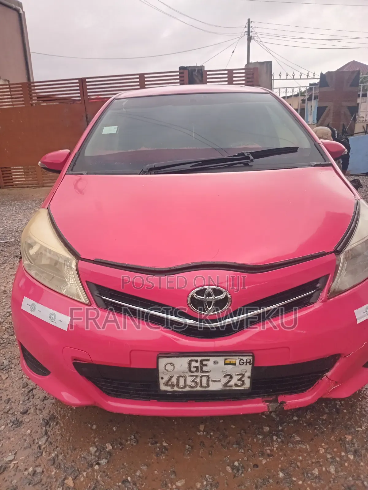 Toyota Vitz 1.0 FWD 5dr 2013 Pink