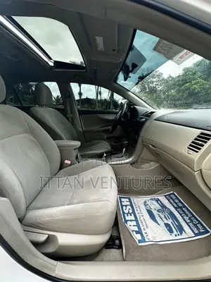 Toyota Corolla S 4dr Sedan (1.8L 4cyl 4A) 2013 White