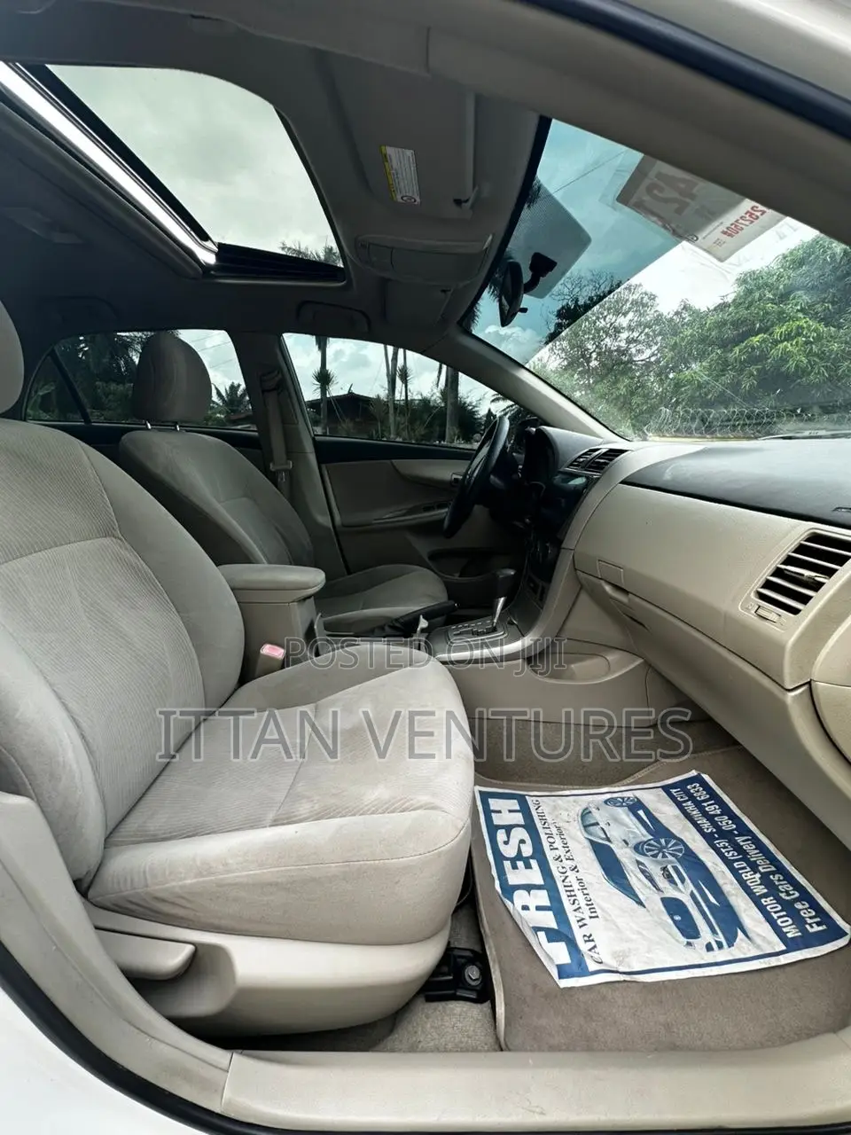 Toyota Corolla S 4dr Sedan (1.8L 4cyl 4A) 2013 White