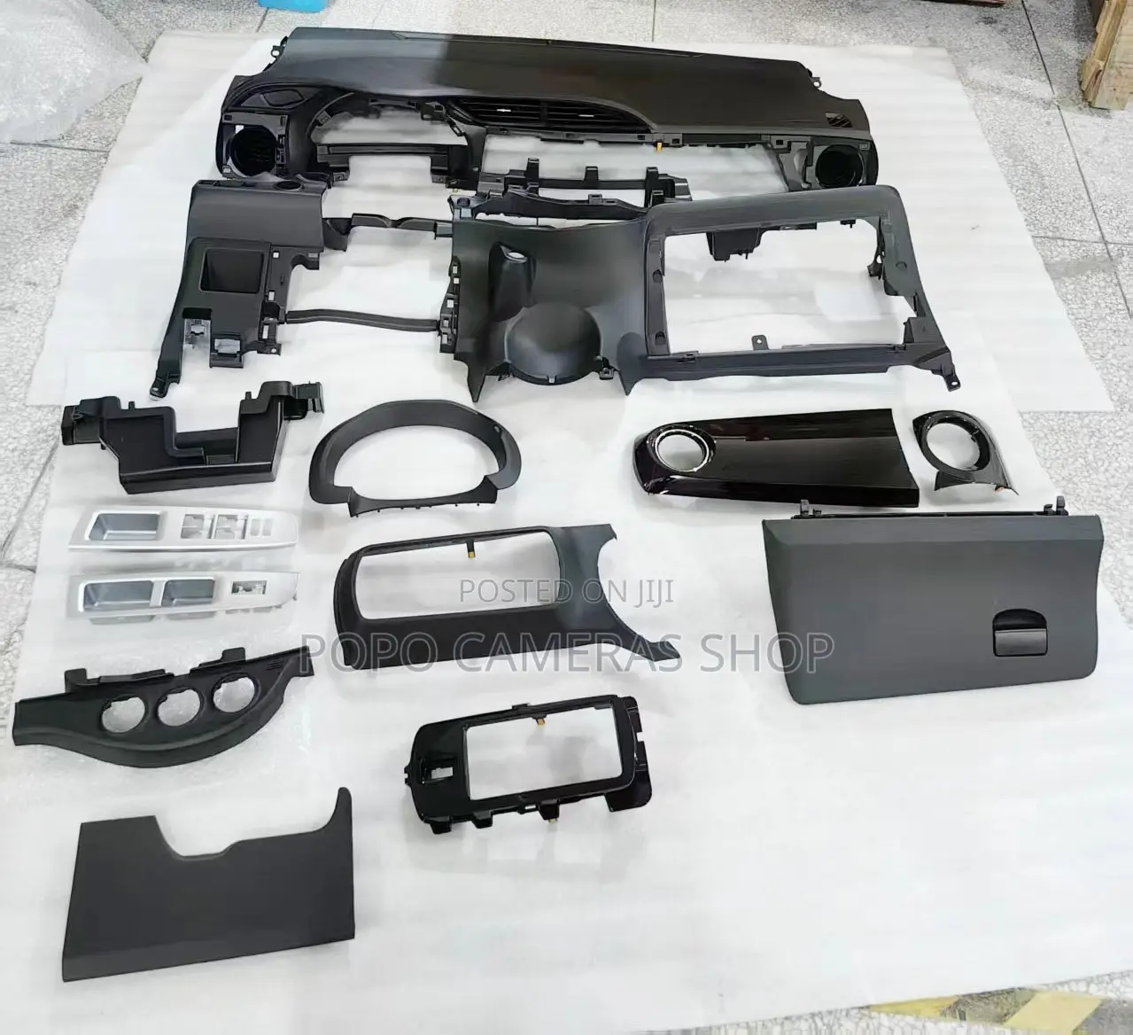 Toyota Vitz 2012 Dashboard