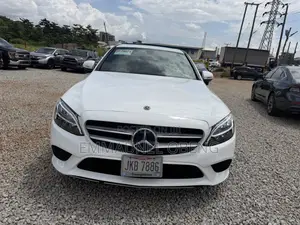 Mercedes-Benz C300 2020 White