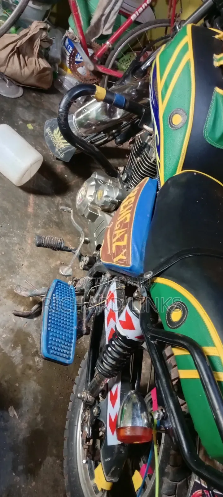 Royal RY150 2024 Blue