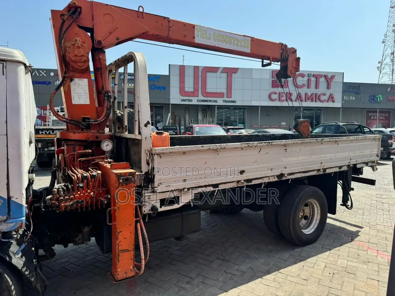 Hyundai Mighty 3ton Crane Car