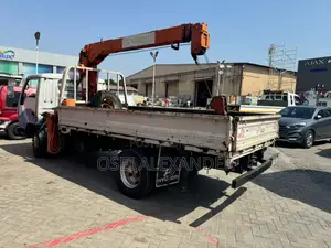 Hyundai Mighty 3ton Crane Car