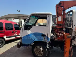 Hyundai Mighty 3ton Crane Car