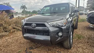 Toyota 4-Runner 2019 Black
