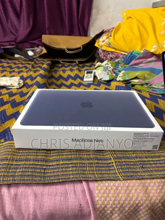 Laptop Apple MacBook Neo 2026 8GB SSD 512GB