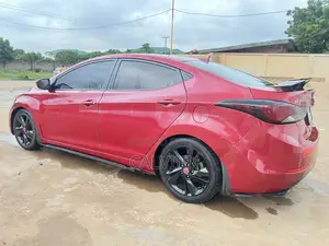 Hyundai Elantra Sport Sedan FWD (2.0L 4cyl 6A) 2016 Red