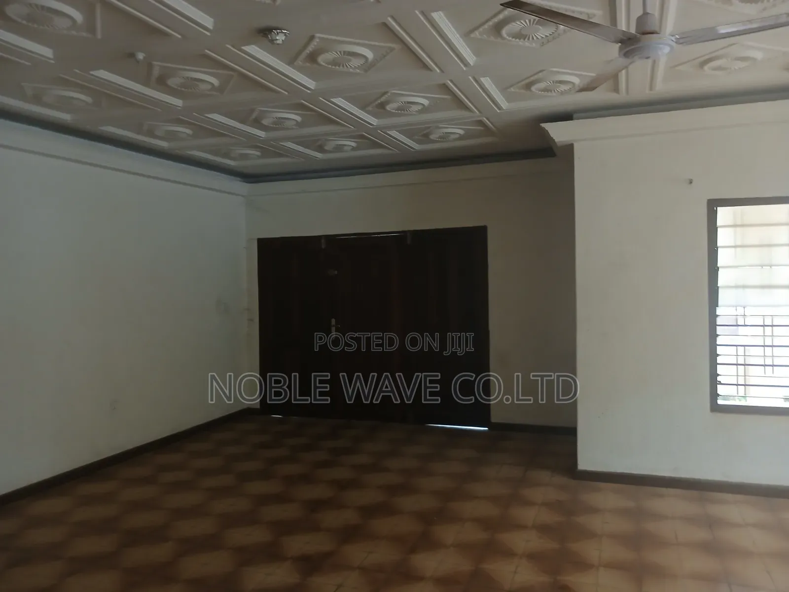 7bdrm House in Atasamanso, Kumasi Metropolitan for sale